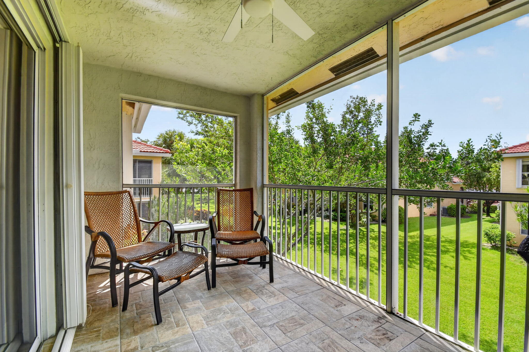 En Venta 12447 Crystal Pointe Drive 201, Boynton Beach, FL 33437, Boynton Beach, FL 33437