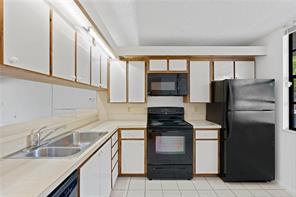 Foto de propiedad en 1709 Whitehall Drive 205, Davie, FL 33324 Davie con MLS# 