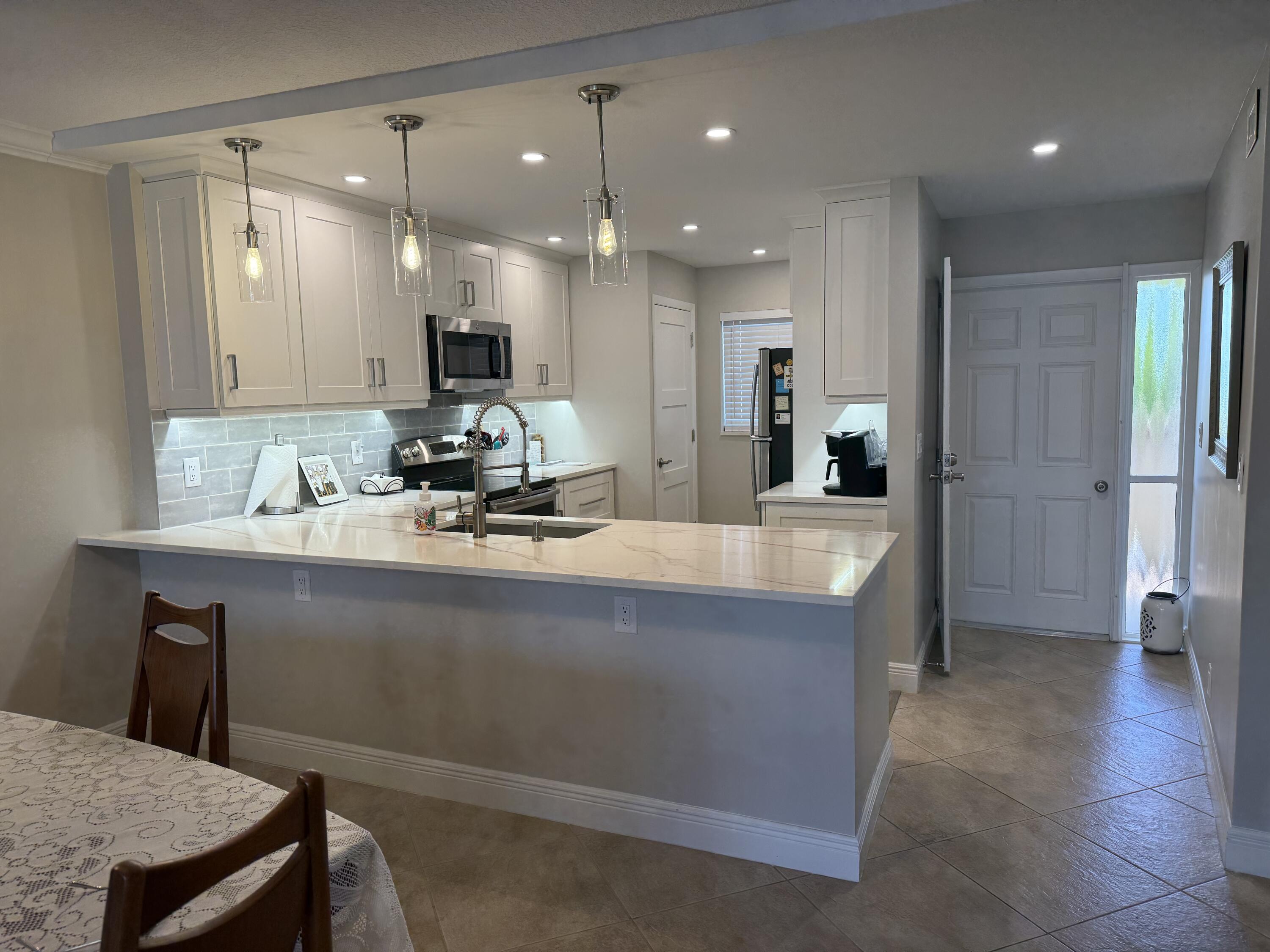 Foto de propiedad en 1523 E Hillsboro Boulevard 334, Deerfield Beach, FL 33441 Deerfield Beach con MLS# 
