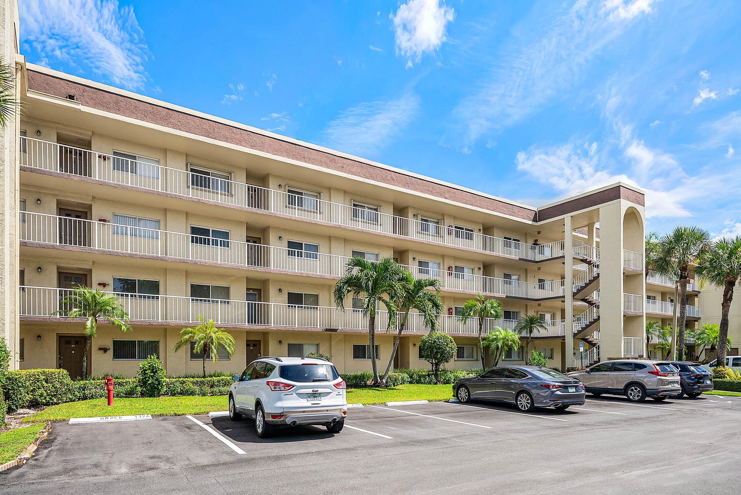 En Venta 4735 LUCERNE LAKES Boulevard E 402, Lake Worth, FL 33467, Lake Worth, FL 33467