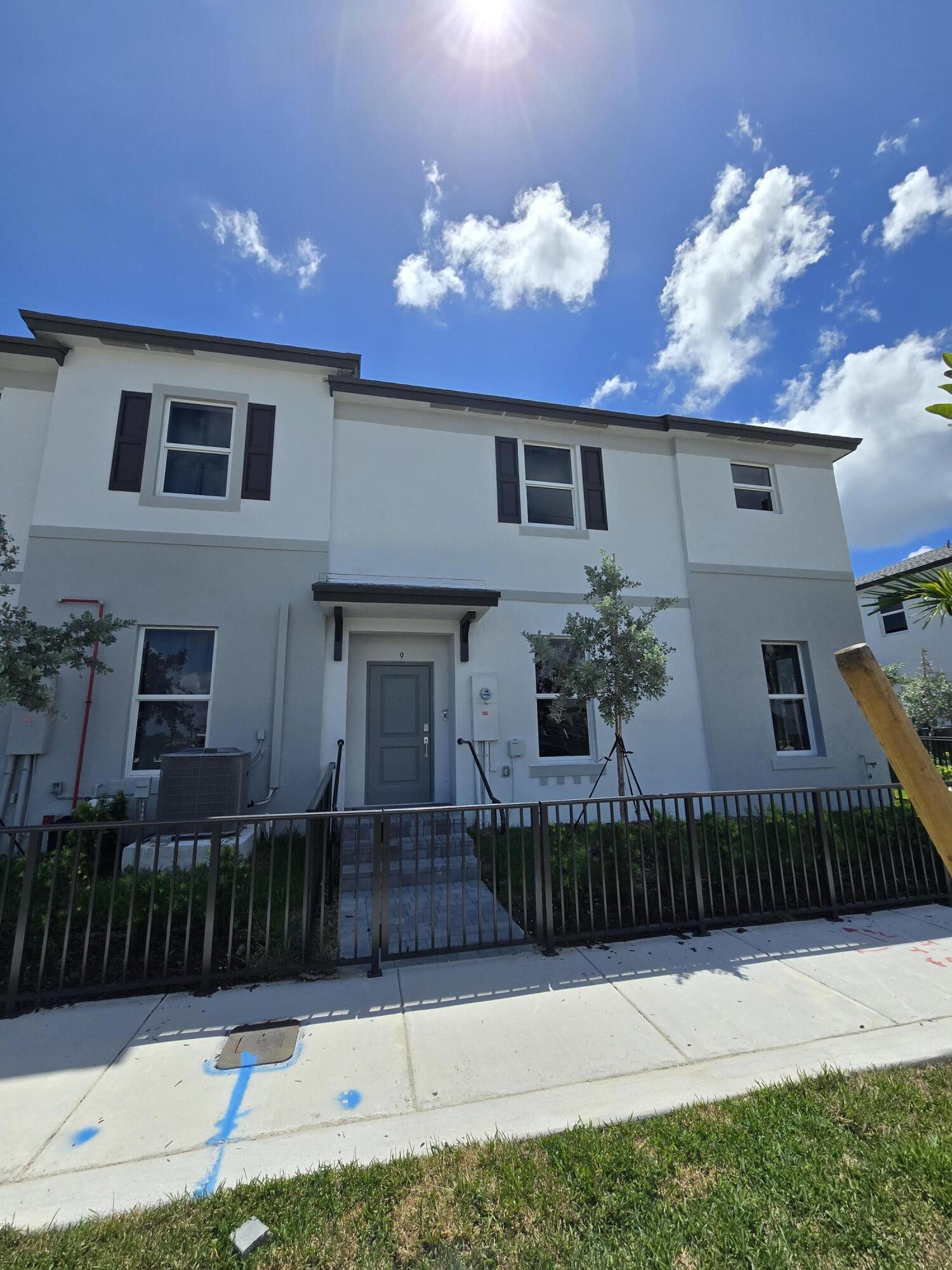 En Renta 15671 SW 280th Street UNIT 9, Homestead, FL 33032, Homestead, FL 33032
