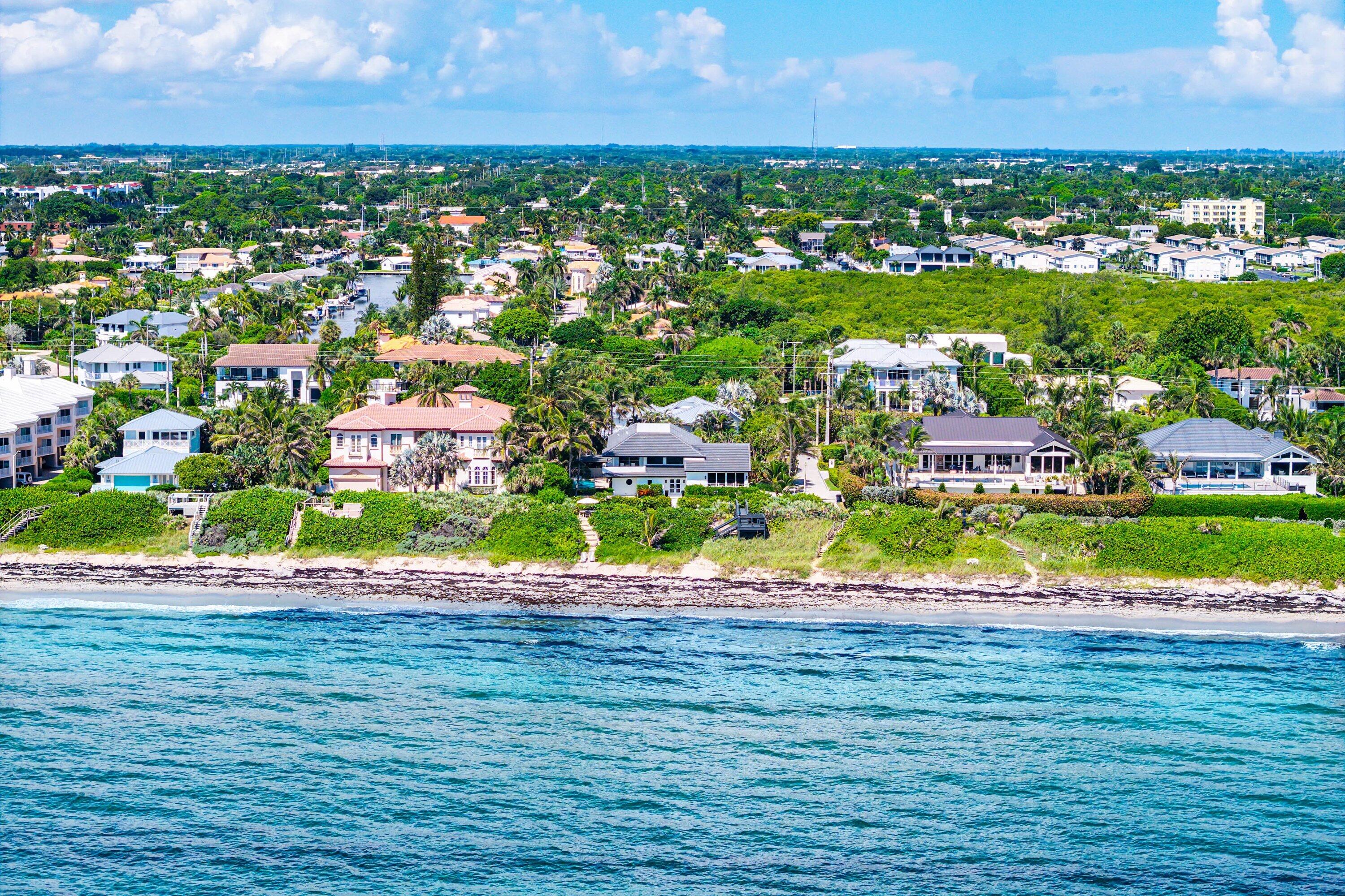 Foto de propiedad en 5910 OLD OCEAN Boulevard, Ocean Ridge, FL 33435 Ocean Ridge con MLS# 