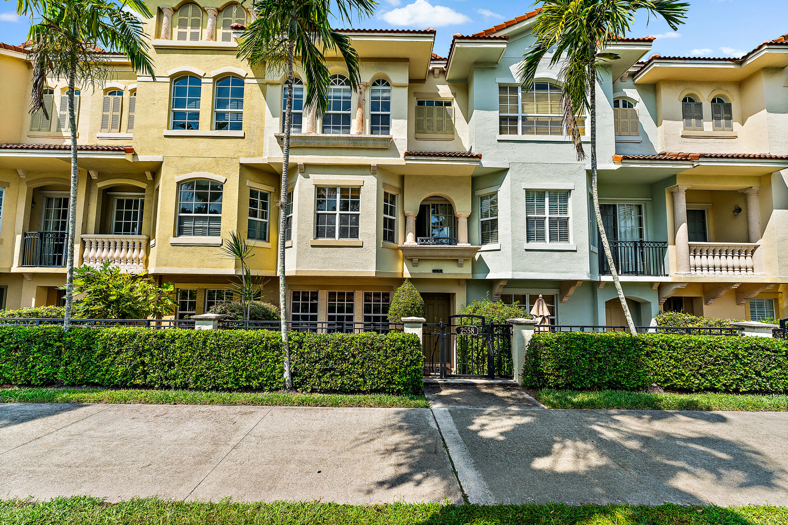 En Venta 2558 Gardens Parkway, Palm Beach Gardens, FL 33410, Palm Beach Gardens, FL 33410