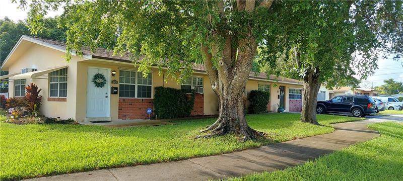 Foto de propiedad en 738 SW 5TH Avenue, Hallandale Beach, FL 33009 Hallandale Beach con MLS# 