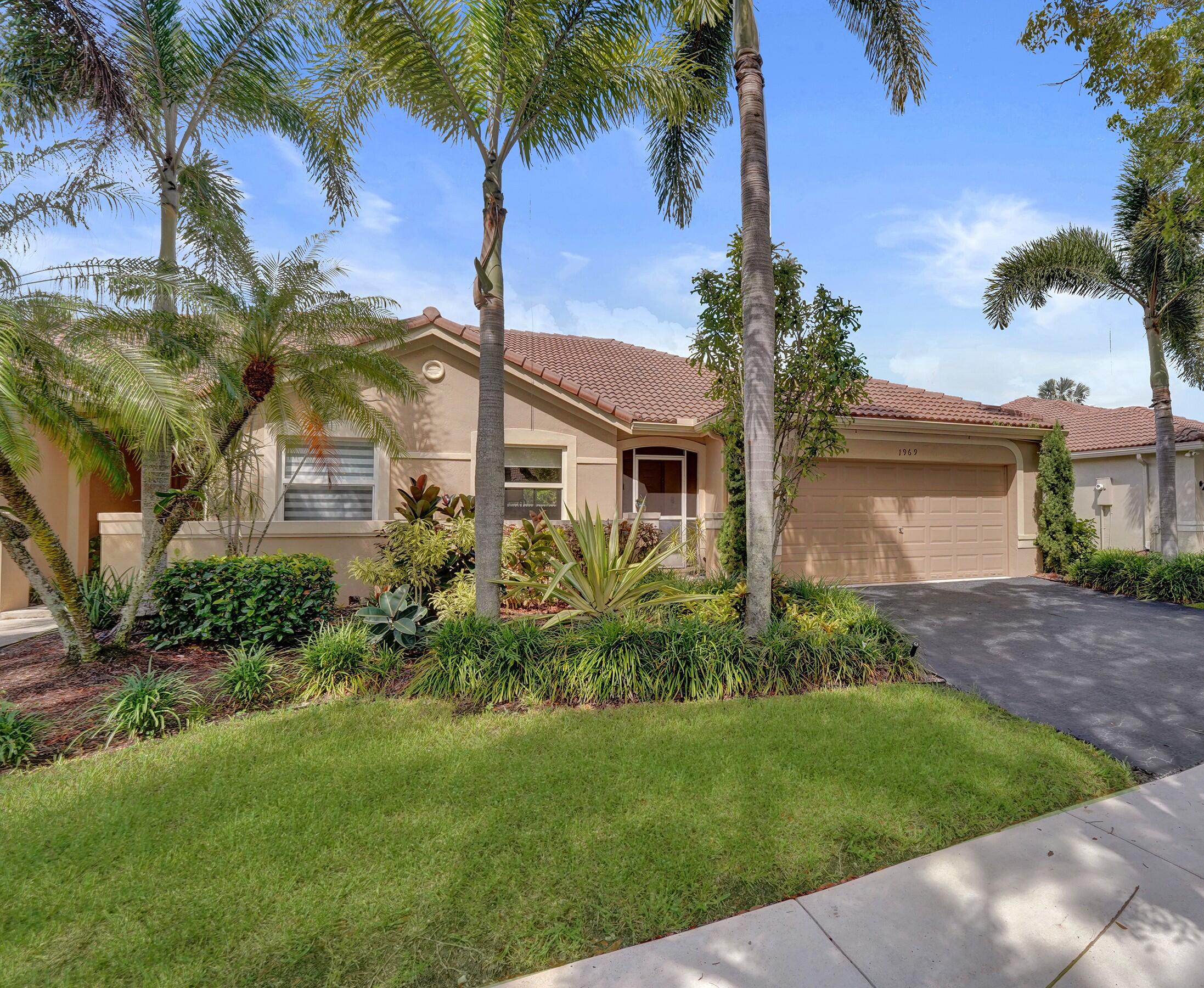 Foto de propiedad en 1969 ANDROMEDA Lane, Weston, FL 33327 Weston con MLS# 