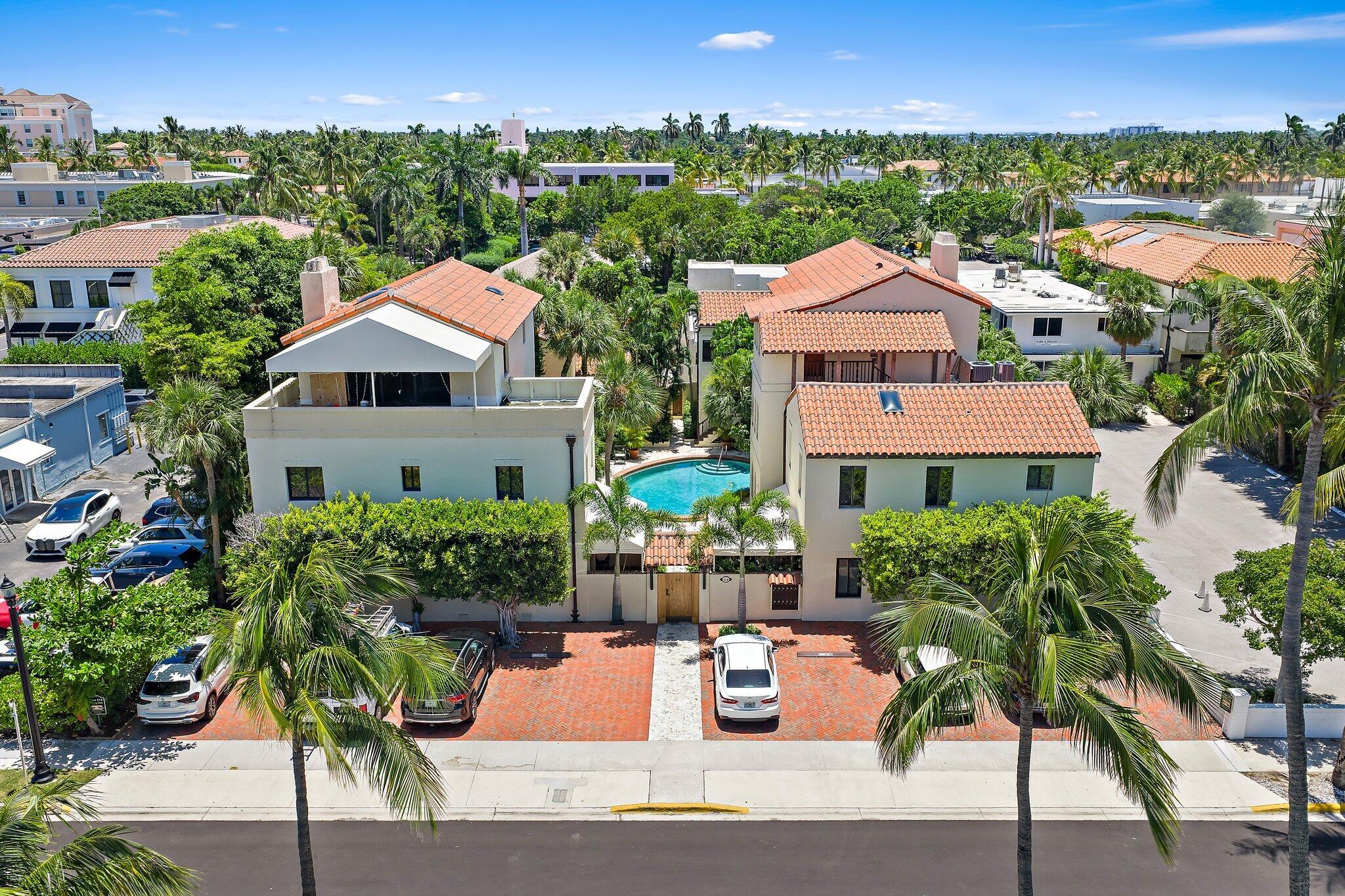 214 Casa from street