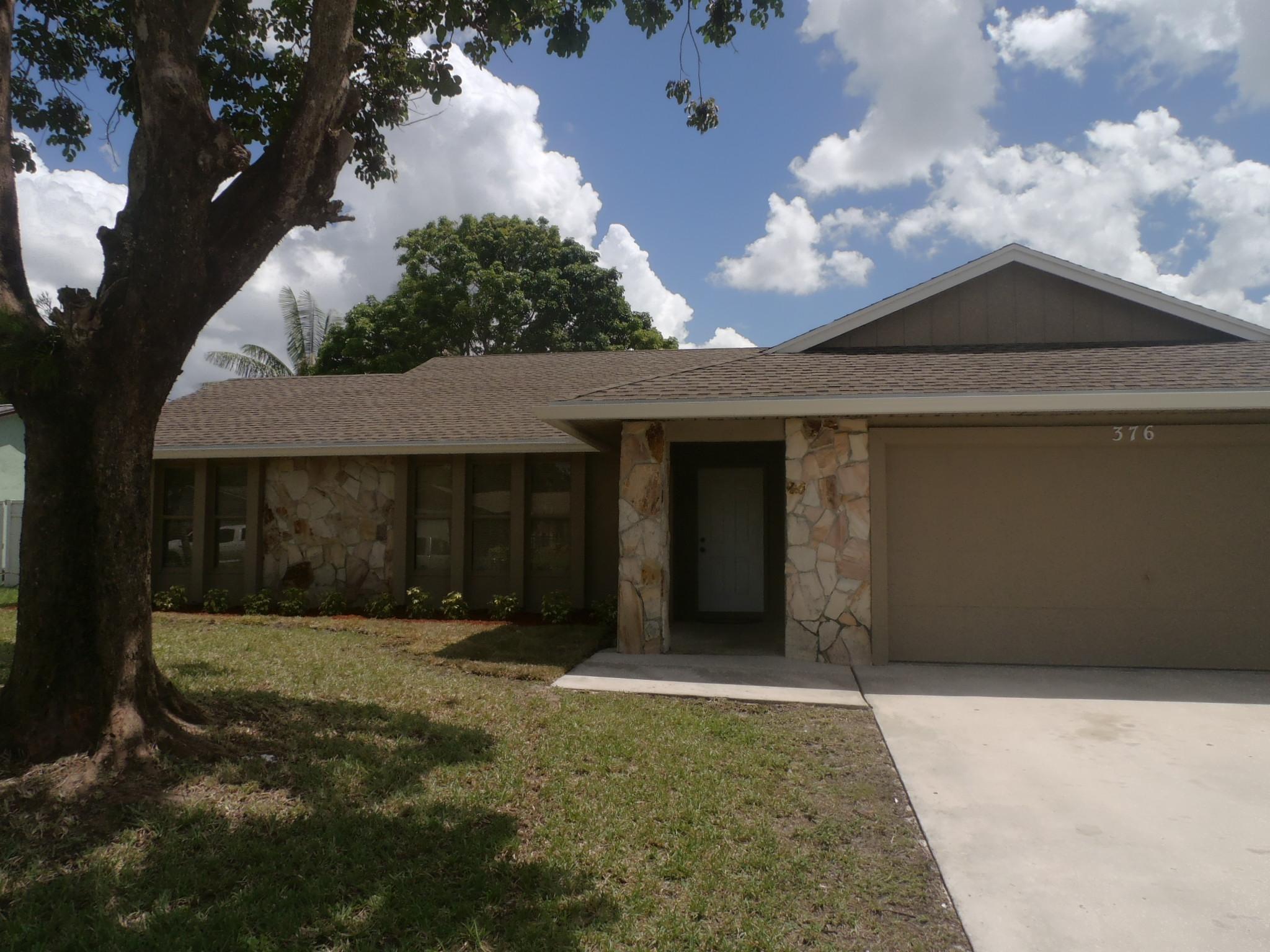 En Renta 376 La Mancha Avenue, Royal Palm Beach, FL 33411, Royal Palm Beach, FL 33411