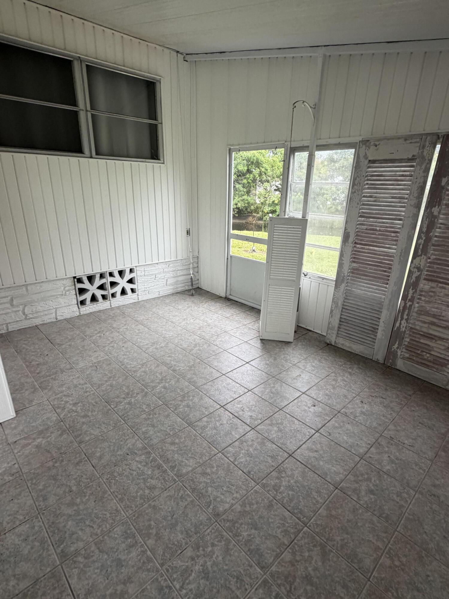 Foto de propiedad en 1930 SW 85TH Avenue, Davie, FL 33324 Davie con MLS# 