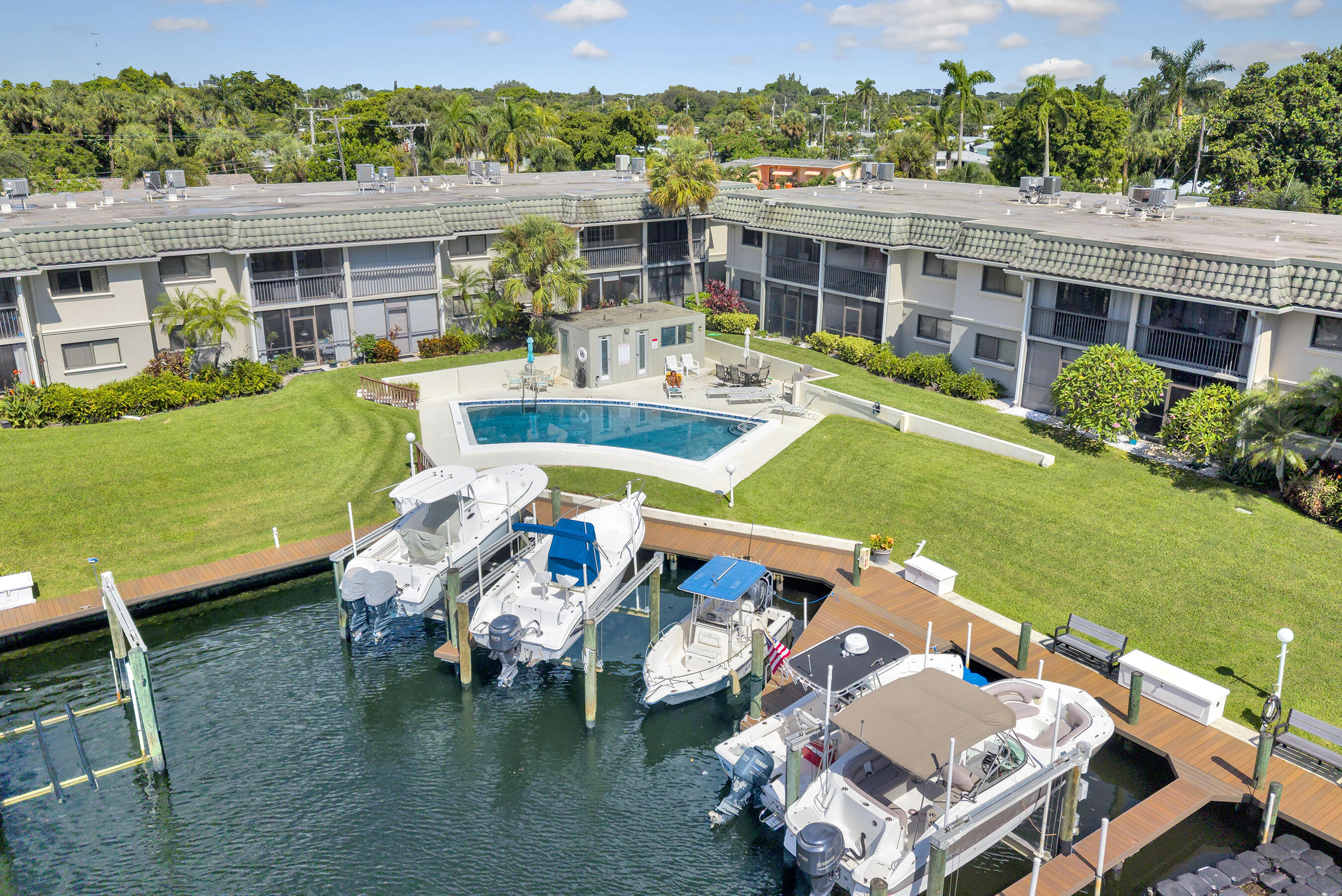 En Venta 326 Northlake Drive 201, North Palm Beach, FL 33408, North Palm Beach, FL 33408