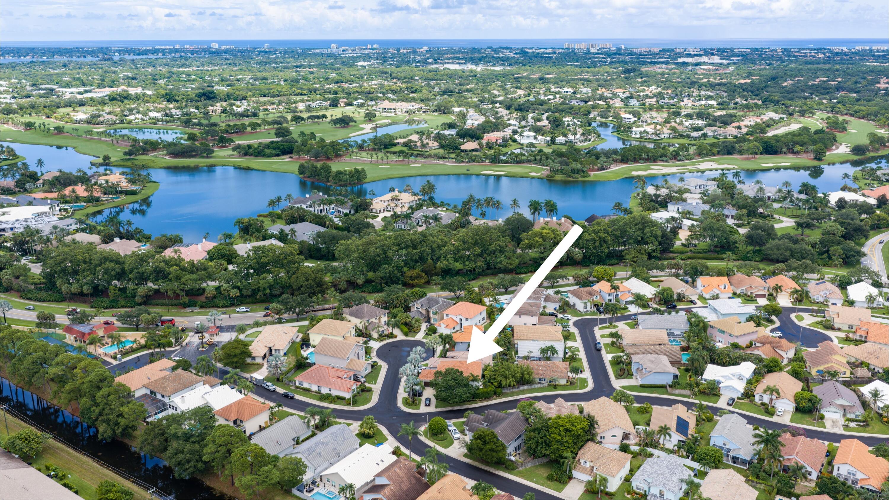 Foto de propiedad en 123 Augusta Court, Jupiter, FL 33458 Jupiter con MLS# 