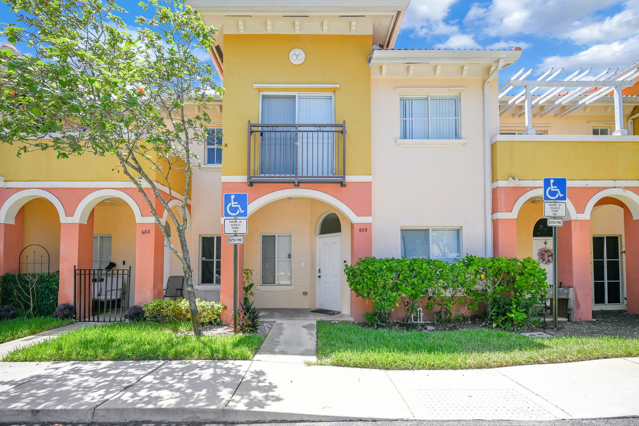 En Renta 603 W SANTA CATALINA Circle 603, North Lauderdale, FL 33068, North Lauderdale, FL 33068