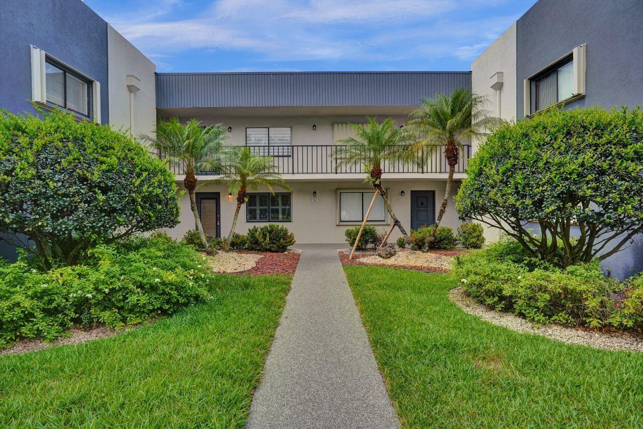 En Venta 15036 Ashland Lane B 70, Delray Beach, FL 33484, Delray Beach, FL 33484
