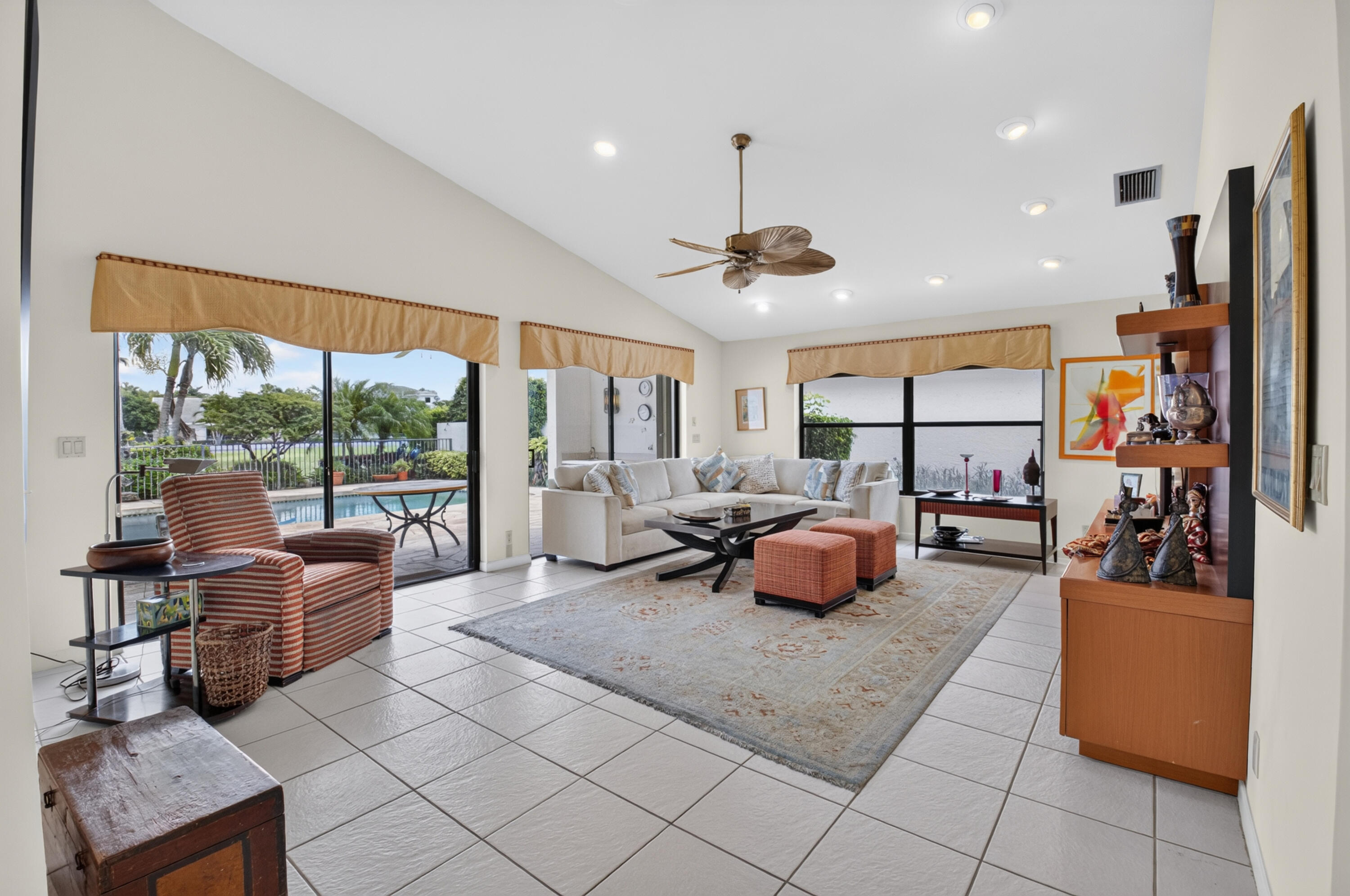 Foto de propiedad en 19380 Cedar Glen Drive, Boca Raton, FL 33434 Boca Raton con MLS# 