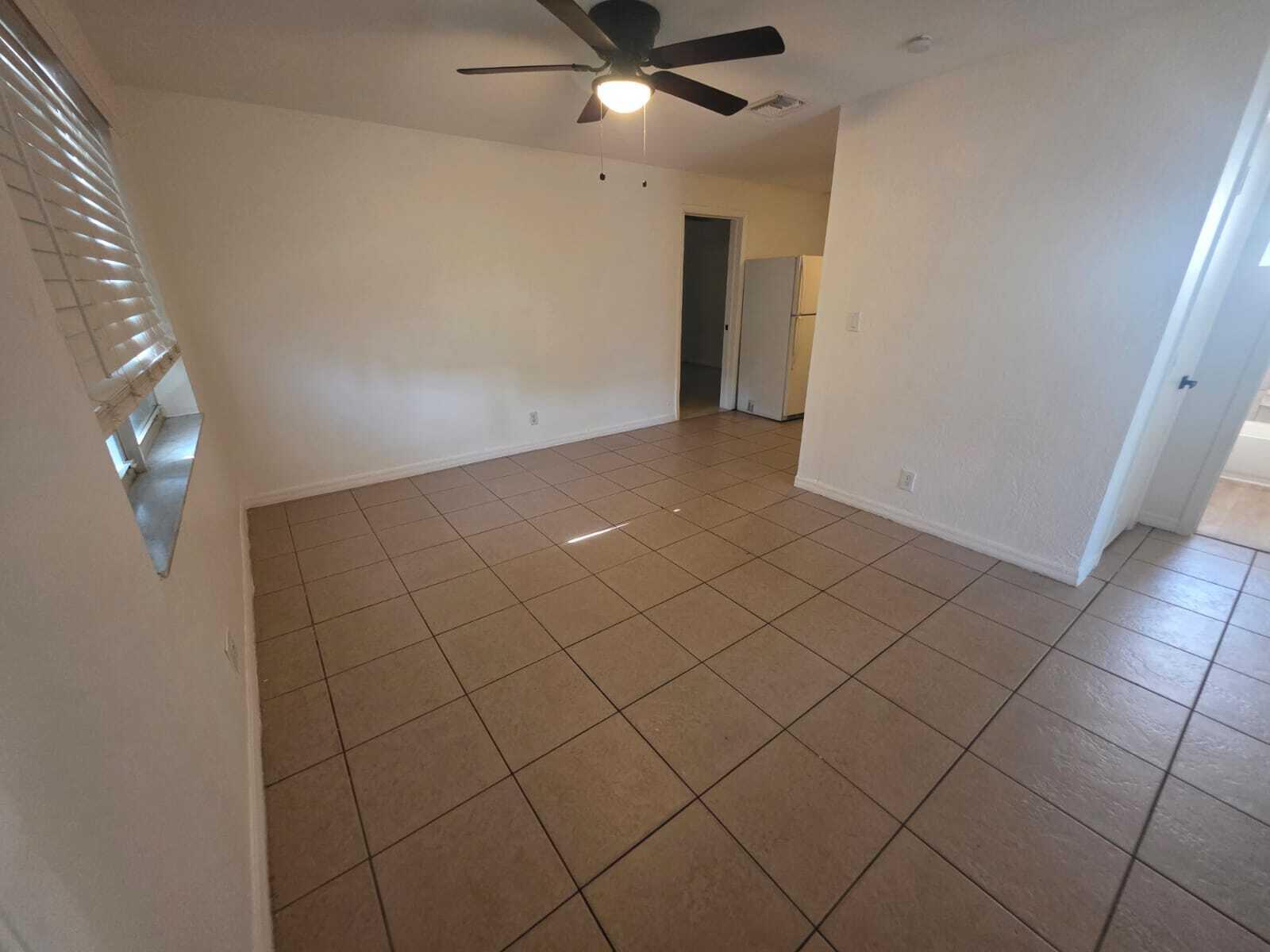 En Renta 404 NE 4th Street 1, Pompano Beach, FL 33060, Pompano Beach, FL 33060