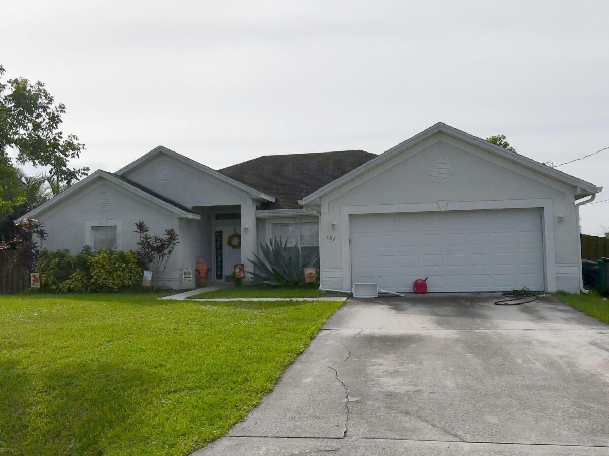 En Venta 782 SW Crean Terrace, Port St. Lucie, FL 34953, Port St. Lucie, FL 34953