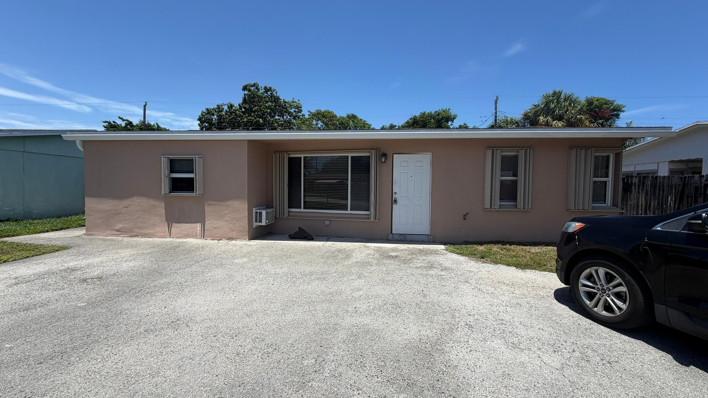 Foto de propiedad en 1531 NE 30TH Street, Pompano Beach, FL 33064 Pompano Beach con MLS# 