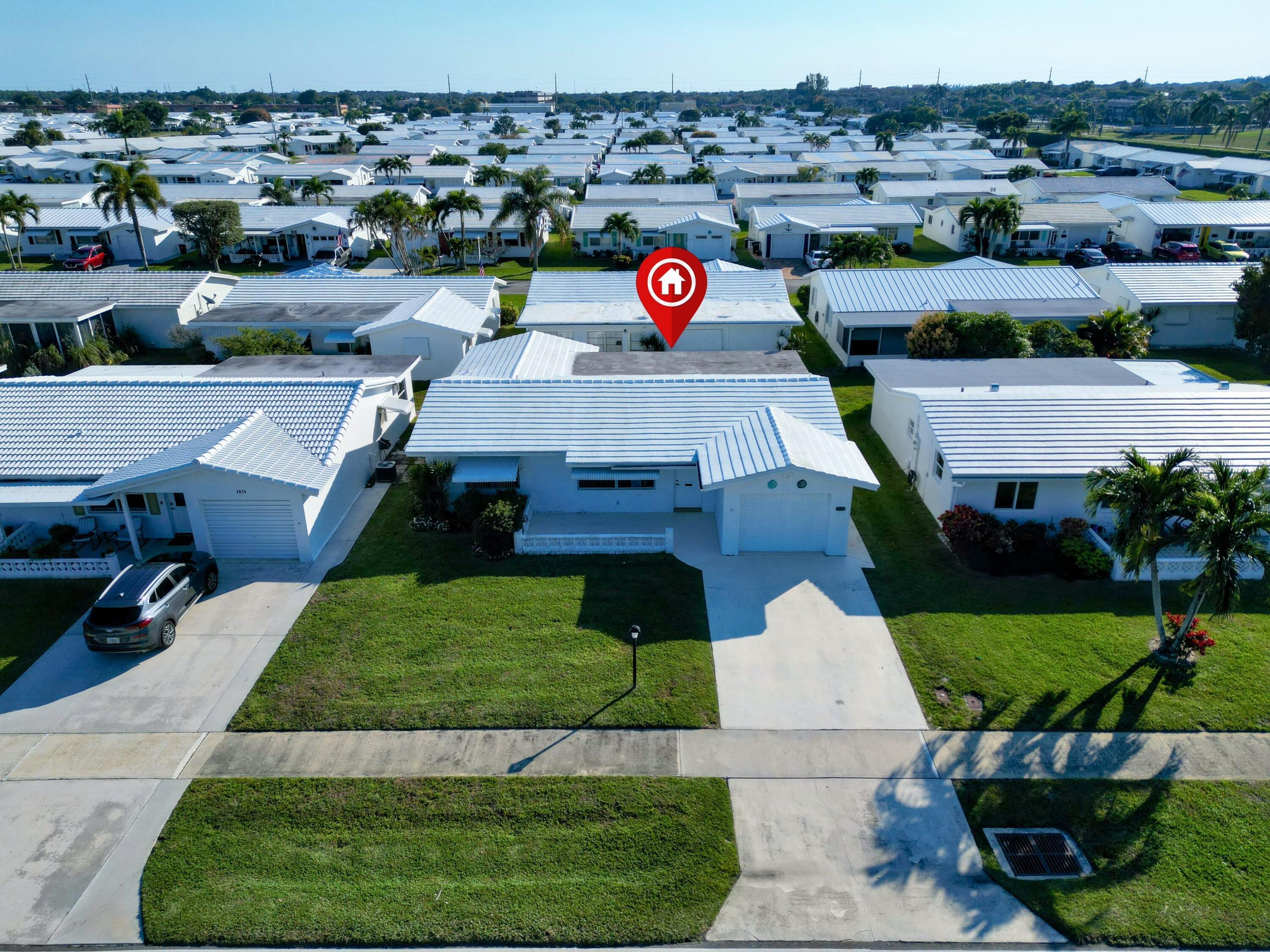 Foto de propiedad en 2016 SW Golf Lane SW, Boynton Beach, FL 33426 Boynton Beach con MLS# 