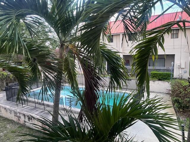 Foto de propiedad en 1671 NW 15th Vista, Boca Raton, FL 33432 Boca Raton con MLS# 