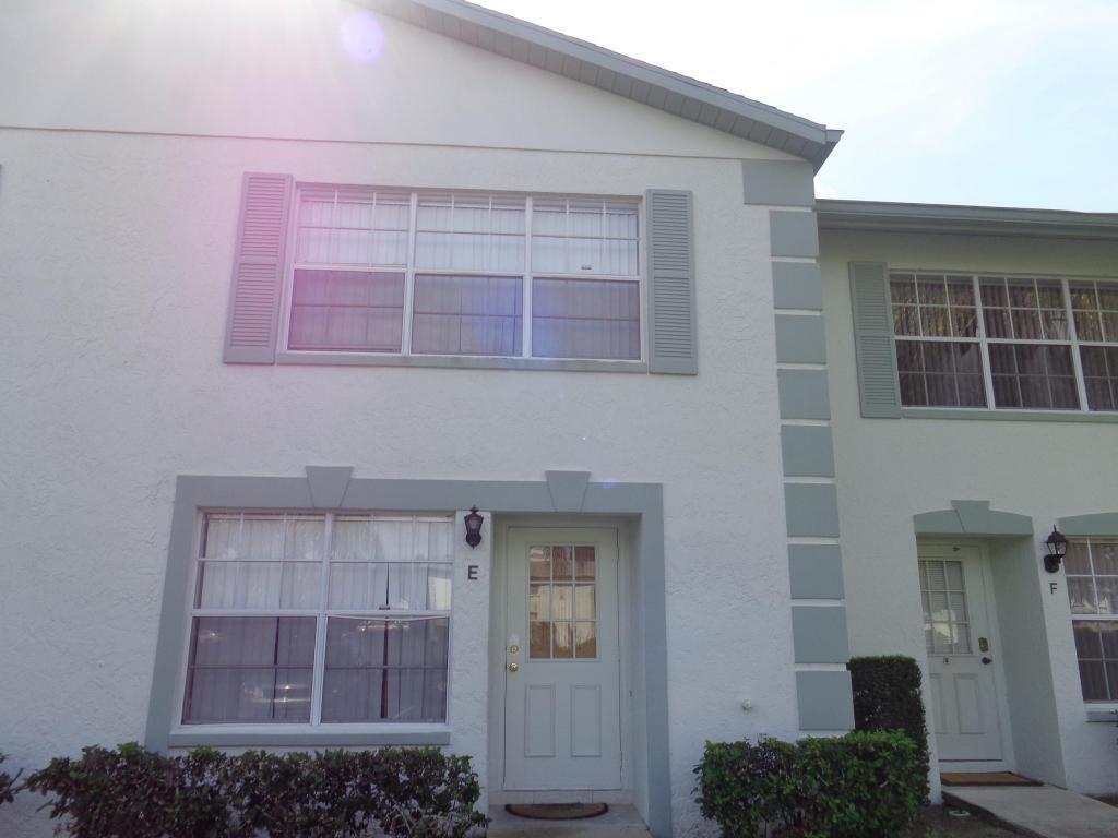 Foto de propiedad en 3708 SAVOY Lane E, West Palm Beach, FL 33417 West Palm Beach con MLS# 