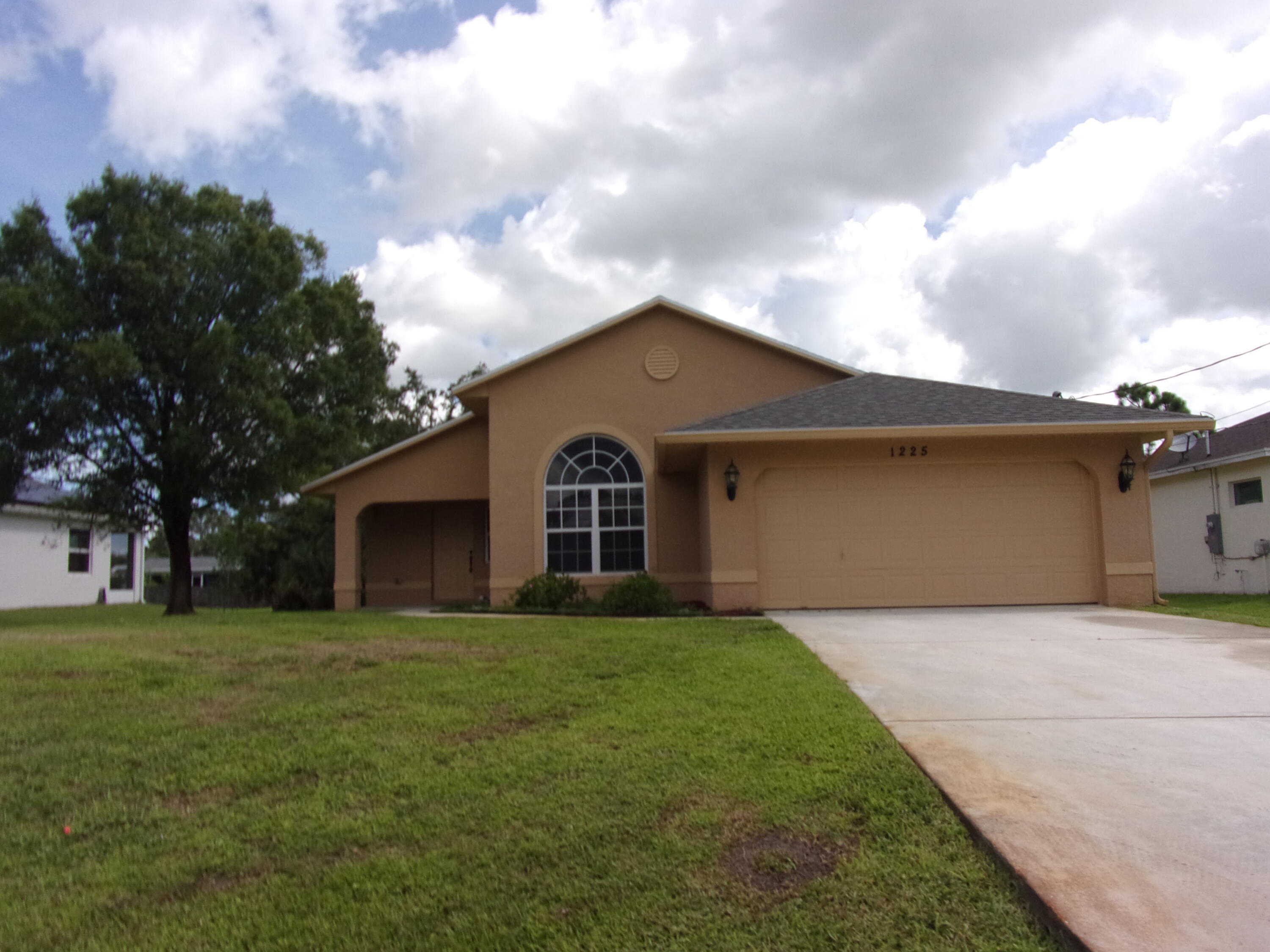 En Renta 1225 SW Milan Lane, Port St. Lucie, FL 34953, Port St. Lucie, FL 34953