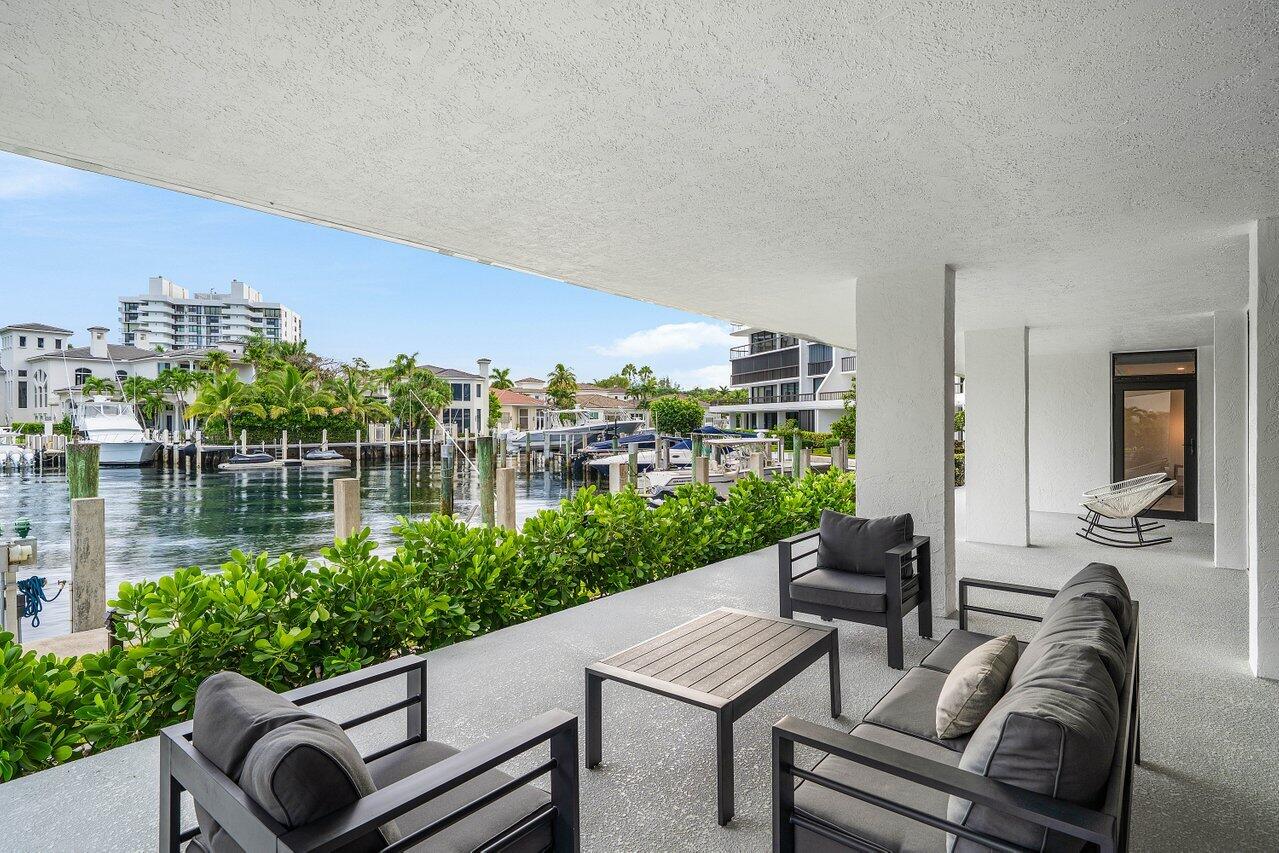 Foto de propiedad en 4740 S Ocean Boulevard 105, Highland Beach, FL 33487 Highland Beach con MLS# 