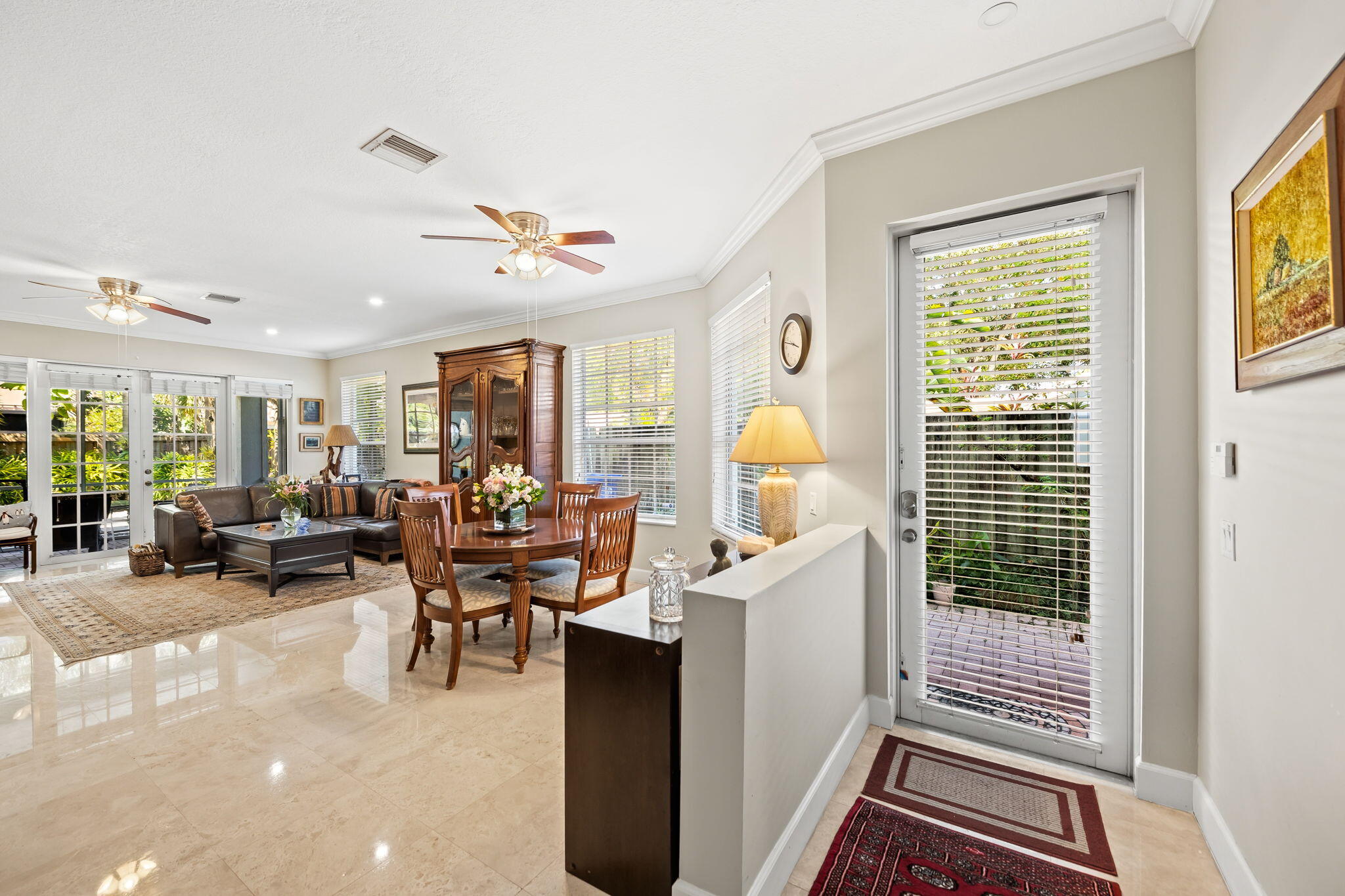 Foto de propiedad en 703 SW 16TH Court 703, Fort Lauderdale, FL 33315 Fort Lauderdale con MLS# 