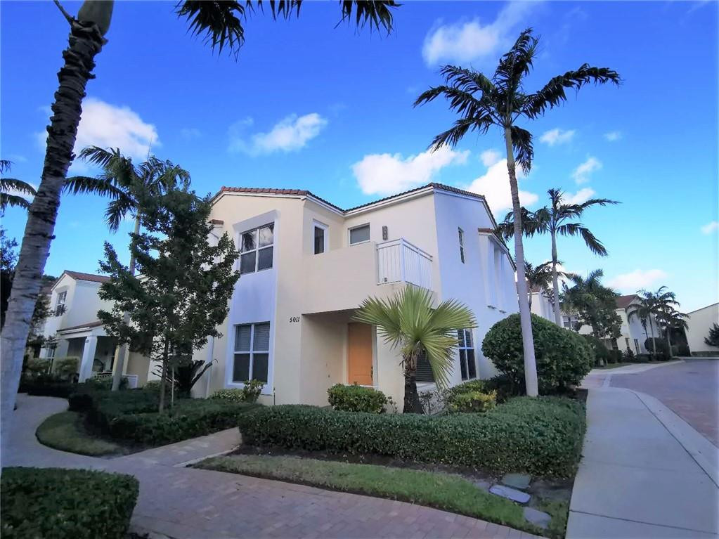 Foto de propiedad en 5011 NW 15TH Terrace, Boca Raton, FL 33431 Boca Raton con MLS# 