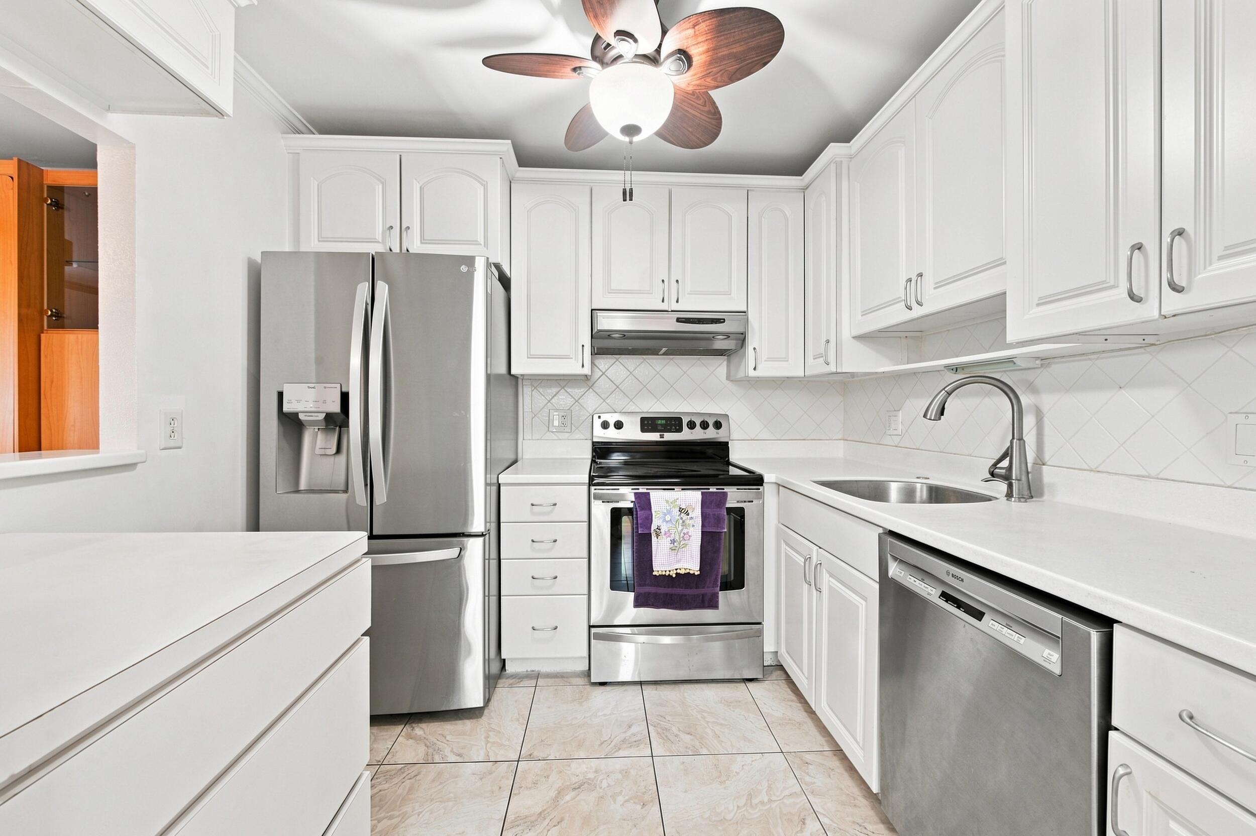 Foto de propiedad en 167 Valencia G, Delray Beach, FL 33446 Delray Beach con MLS# 
