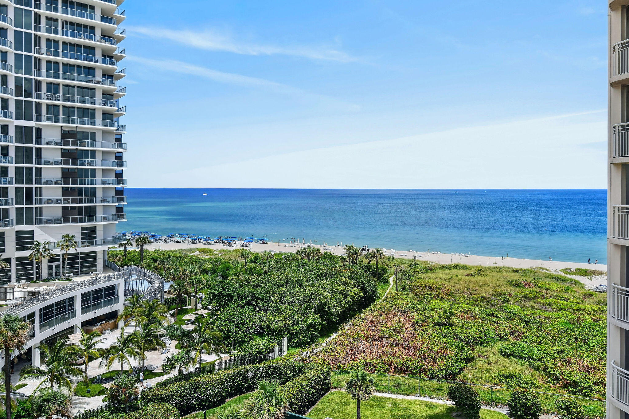 Foto de propiedad en 3000 N OCEAN Drive 8A, Singer Island, FL 33404 Singer Island con MLS# 