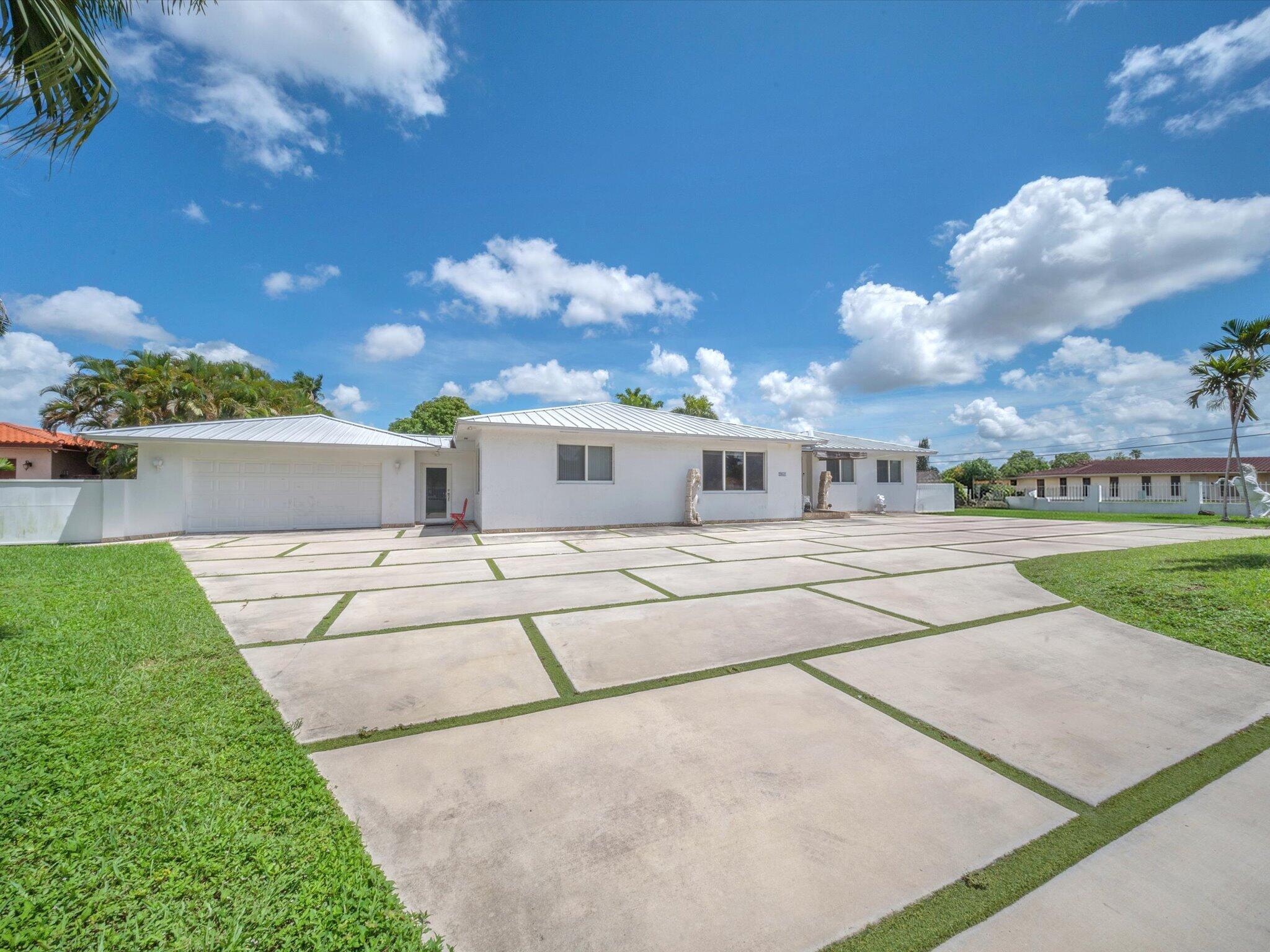 Foto de propiedad en 2951 SW 139TH Avenue, Miami, FL 33175 Miami con MLS# 