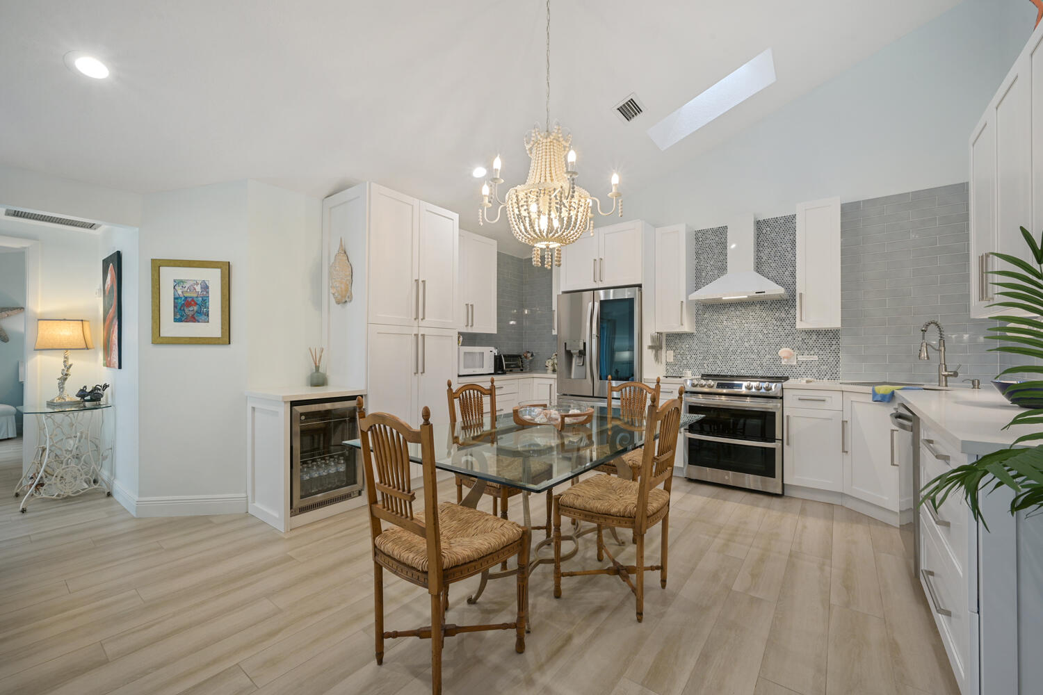 Foto de propiedad en 1801 S US HIGHWAY 1 Highway 6A, Jupiter, FL 33477 Jupiter con MLS# 