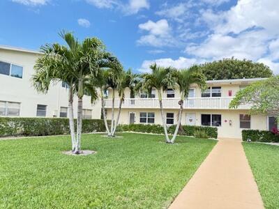 Foto de propiedad en 145 Dorchester G, West Palm Beach, FL 33417 West Palm Beach con MLS# 