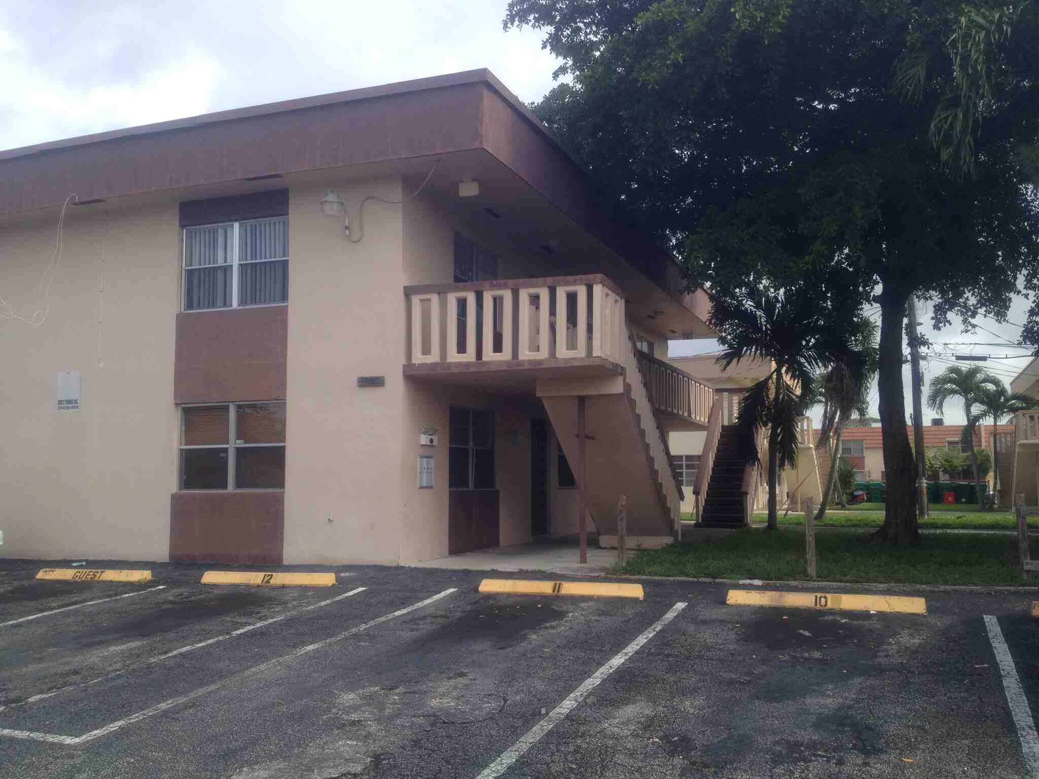 Foto de propiedad en 3660 SW 60TH Avenue 2, Davie, FL 33314 Davie con MLS# 