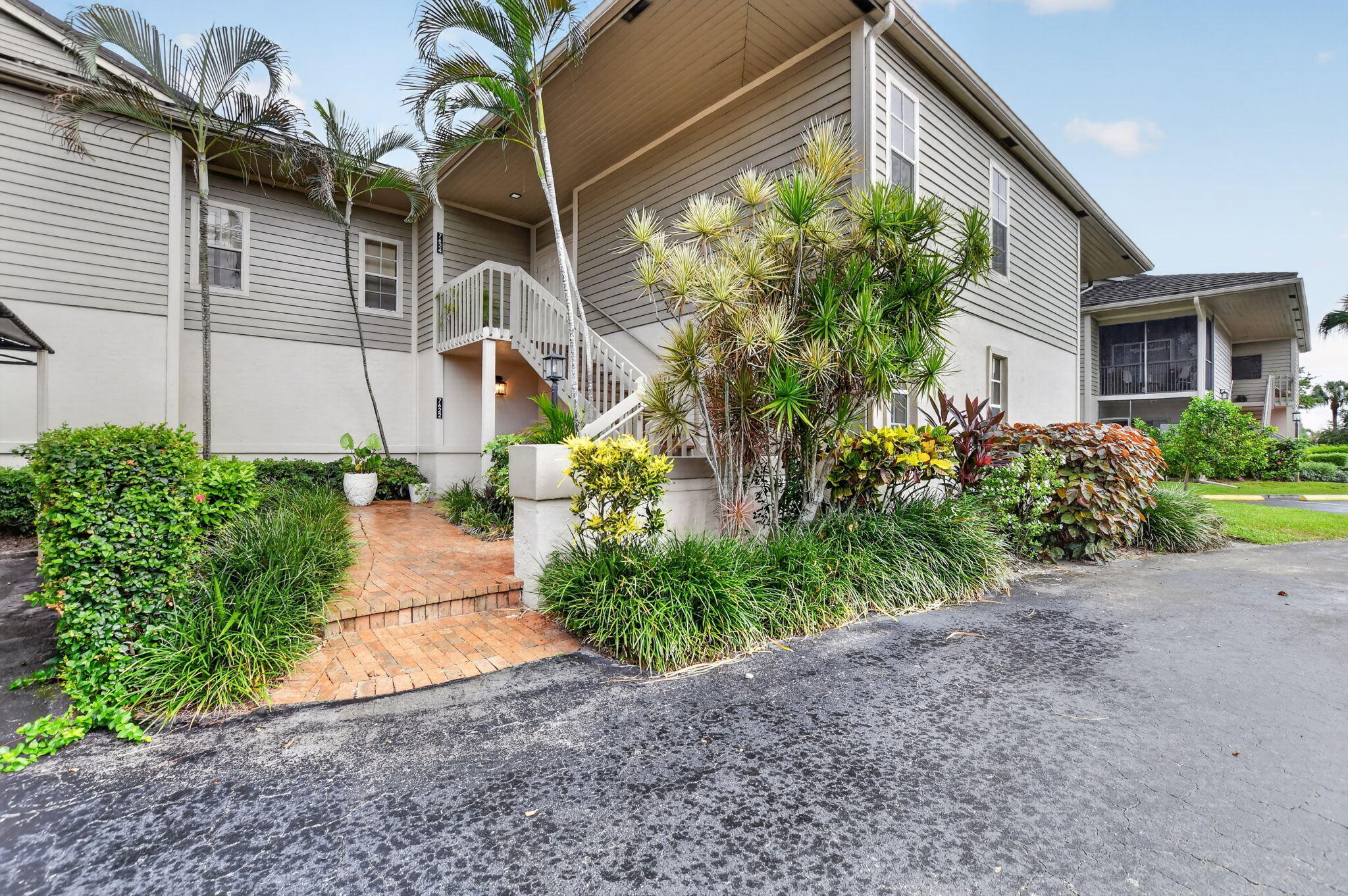 Foto de propiedad en 7622 Elm Ridge Drive, Boca Raton, FL 33433 Boca Raton con MLS# 