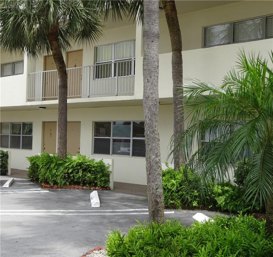 Foto de propiedad en 2840 NE 14th Street Causeway 109, Pompano Beach, FL 33062 Pompano Beach con MLS# 