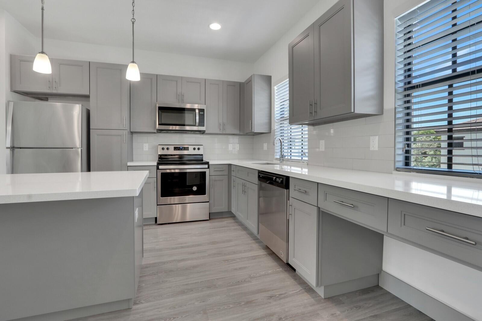 Foto de propiedad en 540 NE 14TH Court 102, Fort Lauderdale, FL 33304 Fort Lauderdale con MLS# 