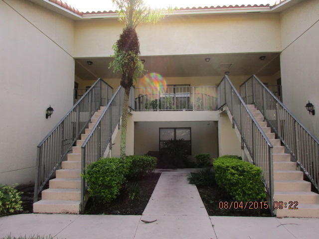 Foto de propiedad en 1680 WINDORAH Way E, West Palm Beach, FL 33411 West Palm Beach con MLS# 