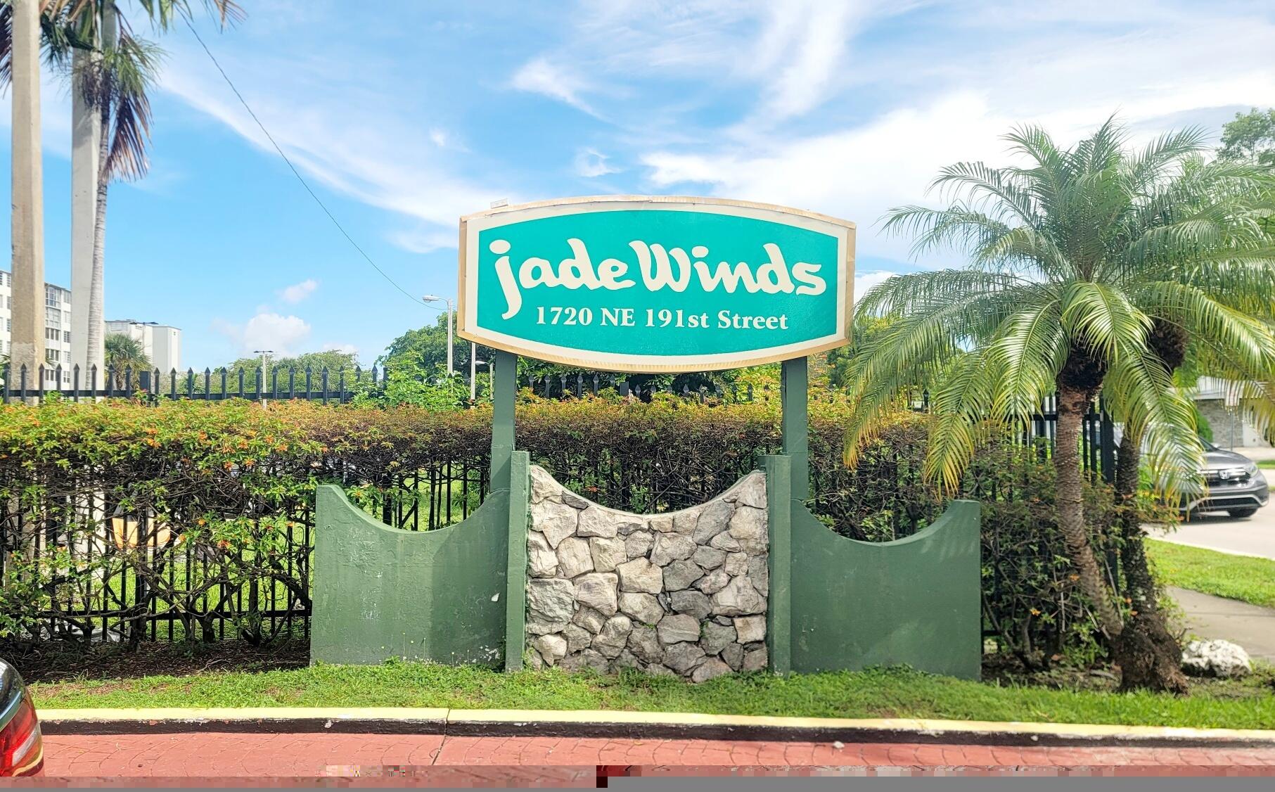 Foto de propiedad en 1660 NE 191ST Street 308-1, Miami, FL 33179 Miami con MLS# 
