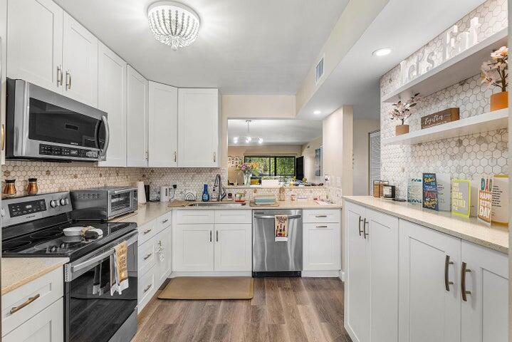 En Venta 10110 CEDAR POINT Boulevard 203, Boynton Beach, FL 33437, Boynton Beach, FL 33437