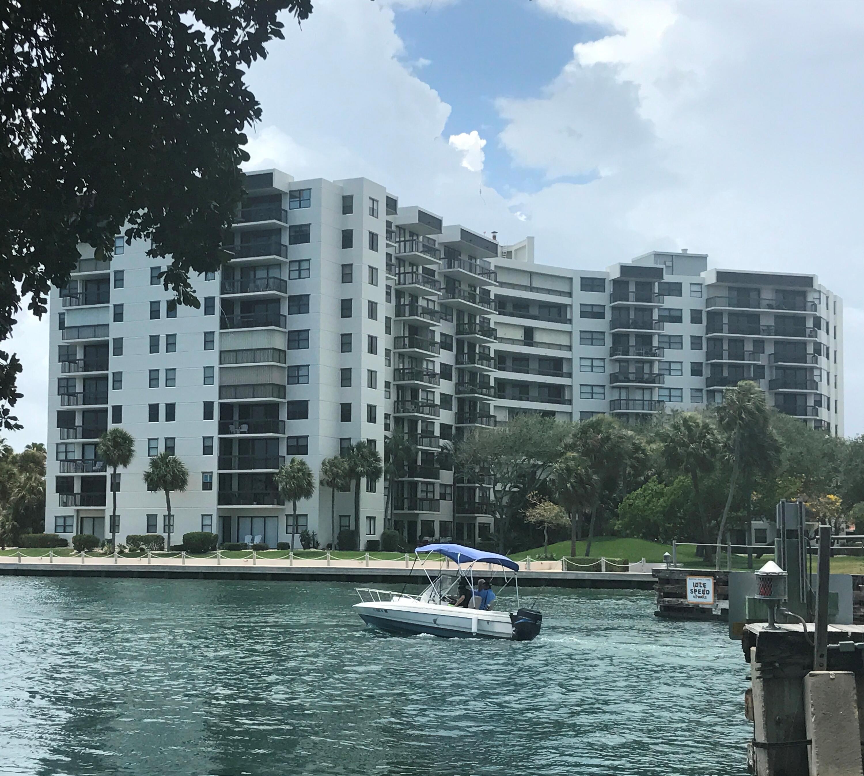 Foto de propiedad en 2900 NE 14th Street Causeway 403, Pompano Beach, FL 33062 Pompano Beach con MLS# 