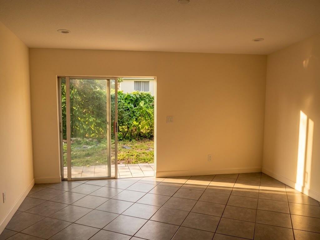 Foto de propiedad en 2711 NW 13TH Street, Fort Lauderdale, FL 33311 Fort Lauderdale con MLS# 