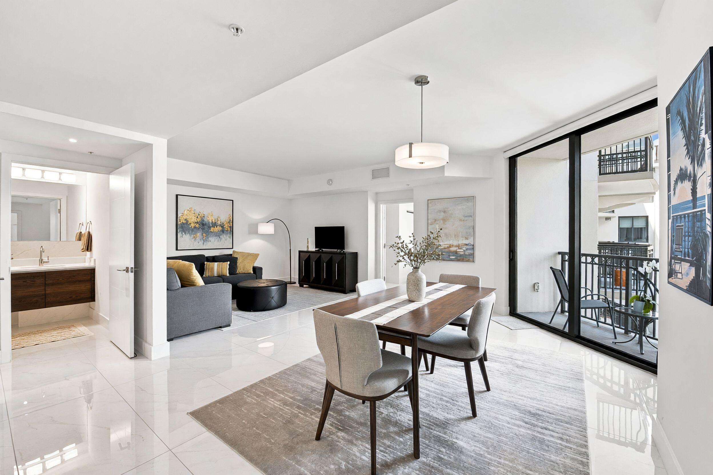 Foto de propiedad en 301 Altara Avenue 710, Coral Gables, FL 33146 Coral Gables con MLS# 