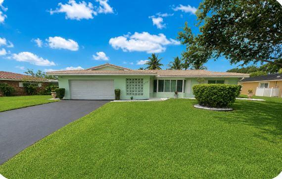 Foto de propiedad en 3731 NW 99th Avenue, Coral Springs, FL 33065 Coral Springs con MLS# 