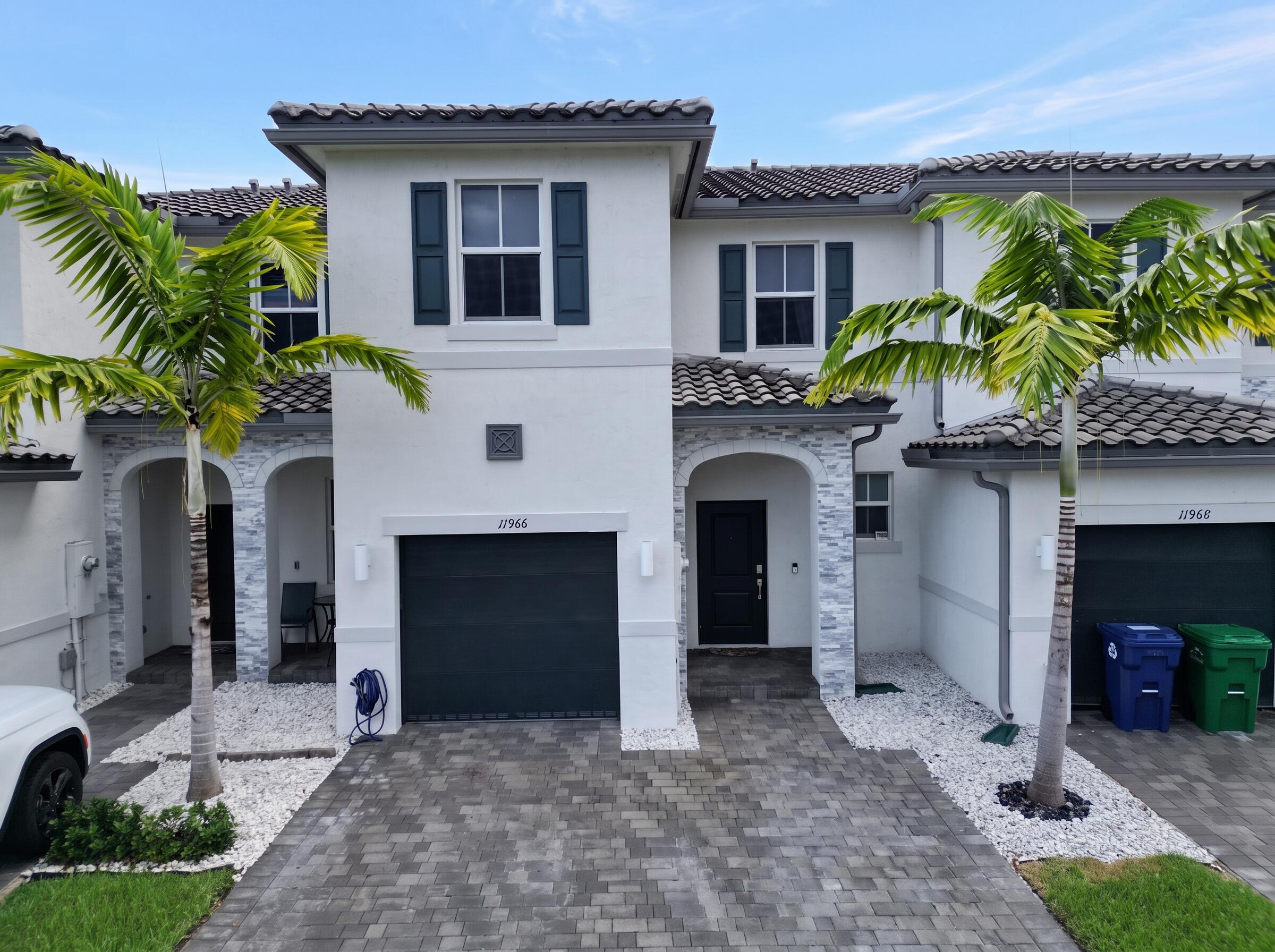 Foto de propiedad en 11966 NW 46TH Street, Coral Springs, FL 33076 Coral Springs con MLS# 
