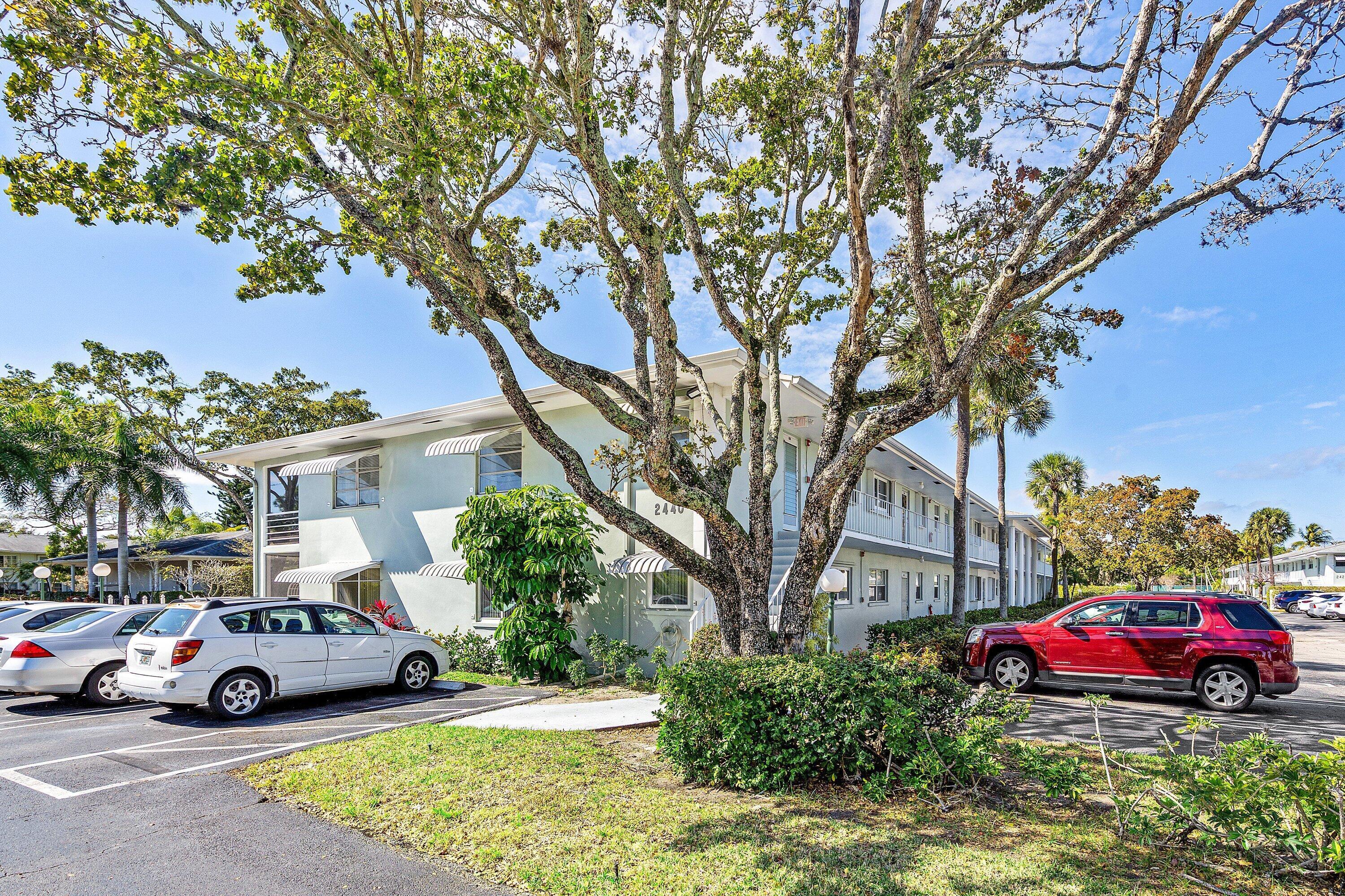 Foto de propiedad en 2440 SW 22ND Avenue 703, Delray Beach, FL 33445 Delray Beach con MLS# 