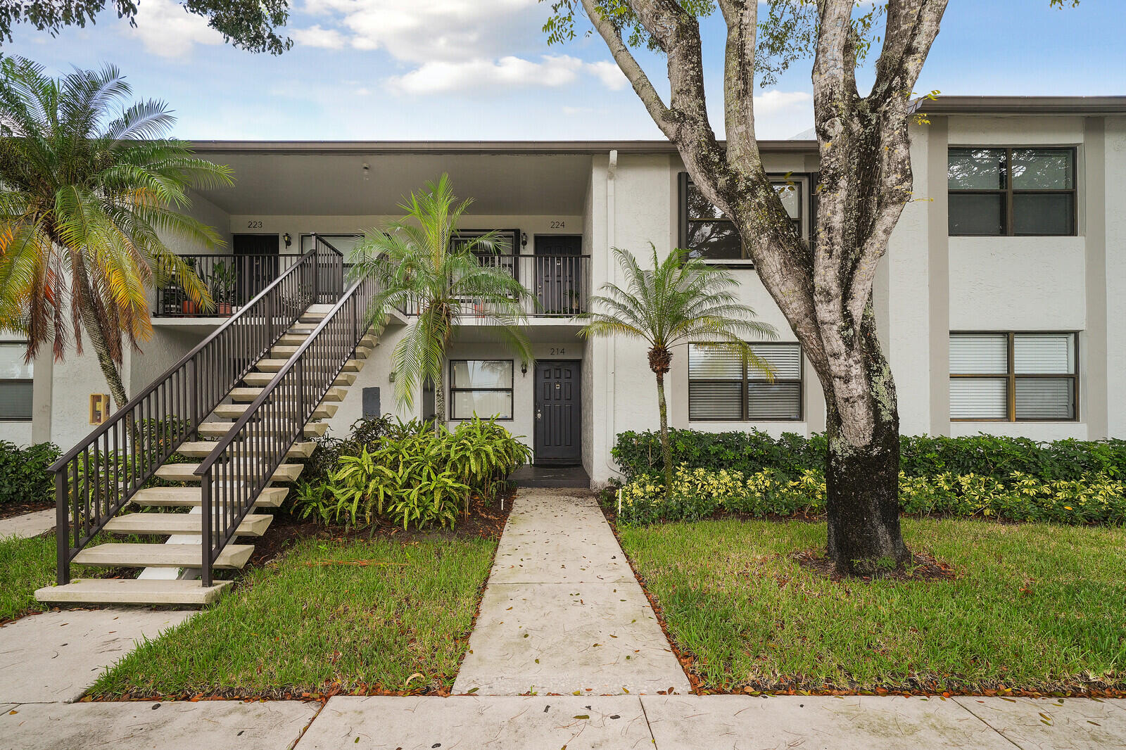 Foto de propiedad en 1284 S Military Trail 224, Deerfield Beach, FL 33442 Deerfield Beach con MLS# 