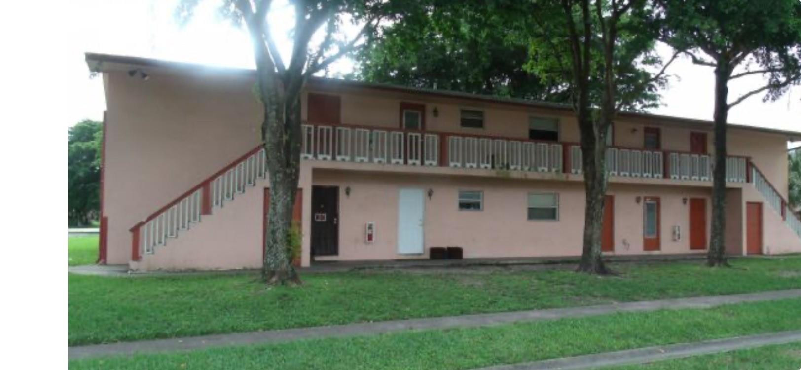 Foto de propiedad en 1011 SW 74th Avenue 201B, North Lauderdale, FL 33068 North Lauderdale con MLS# 