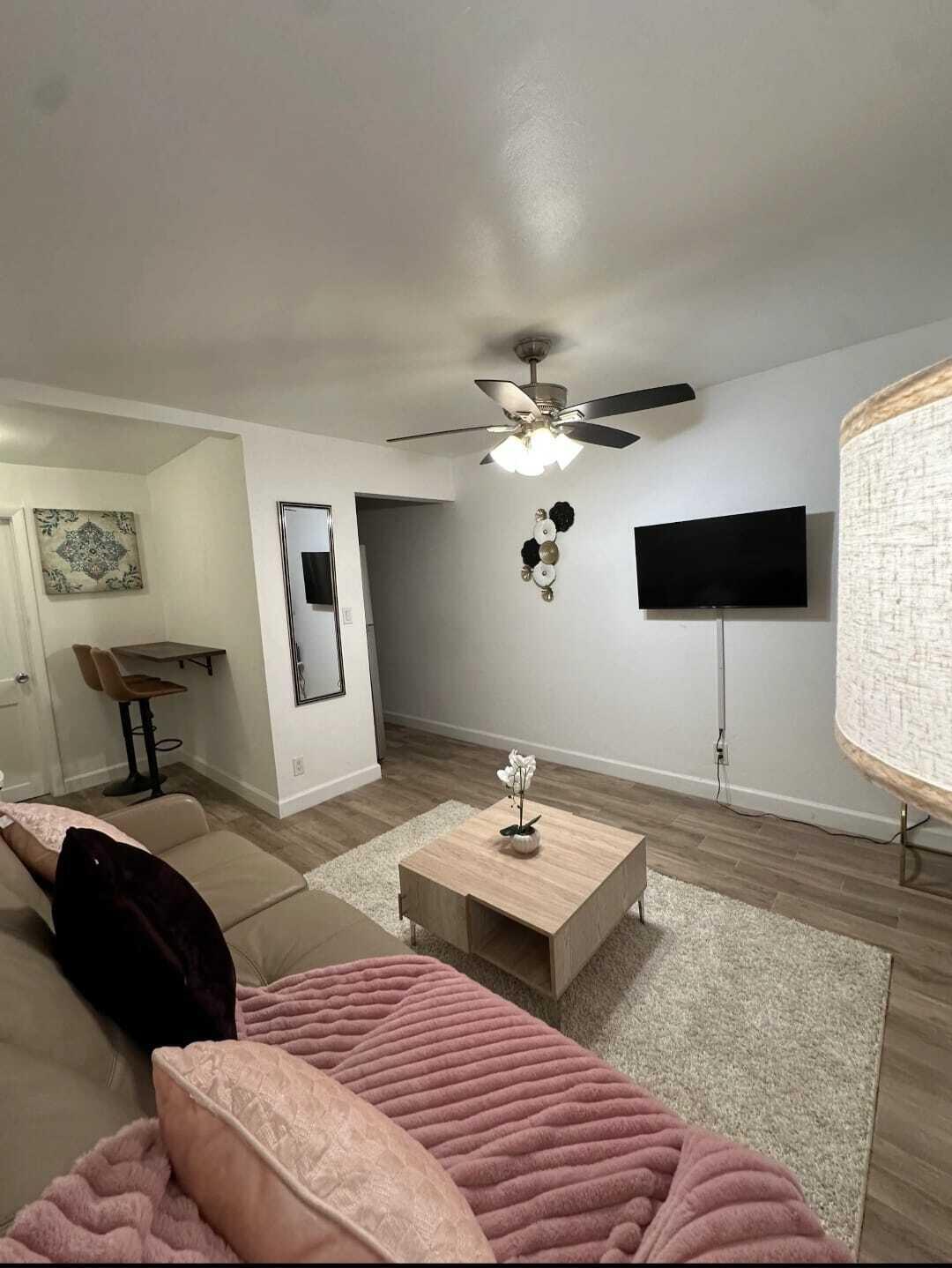 Foto de propiedad en 1505 NE 15TH Avenue 2, Fort Lauderdale, FL 33304 Fort Lauderdale con MLS# 