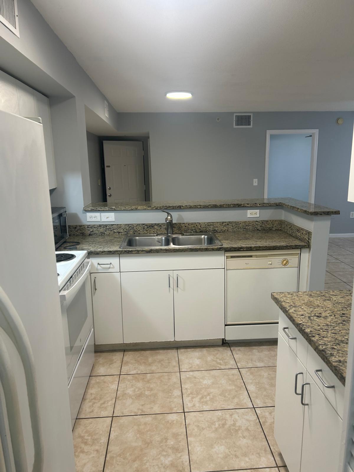 En Renta 4820 N STATE ROAD 7 10103, Coconut Creek, FL 33073, Coconut Creek, FL 33073