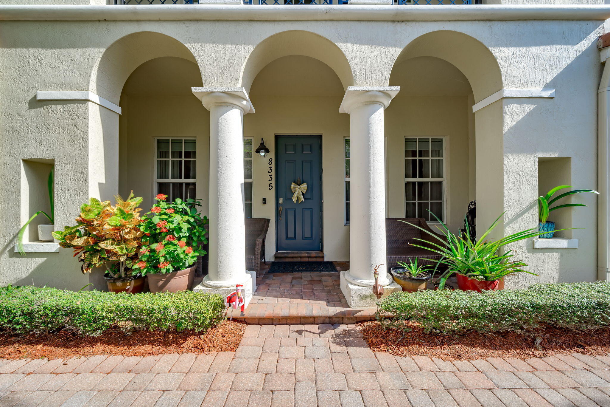 Foto de propiedad en 8335 NW 7TH Terrace, Boca Raton, FL 33487 Boca Raton con MLS# 